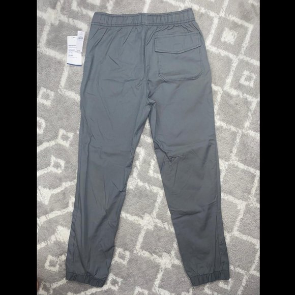 Old Navy ZipPocket Gray Jogger Tech Pants for Boys - Picture 2 of 4